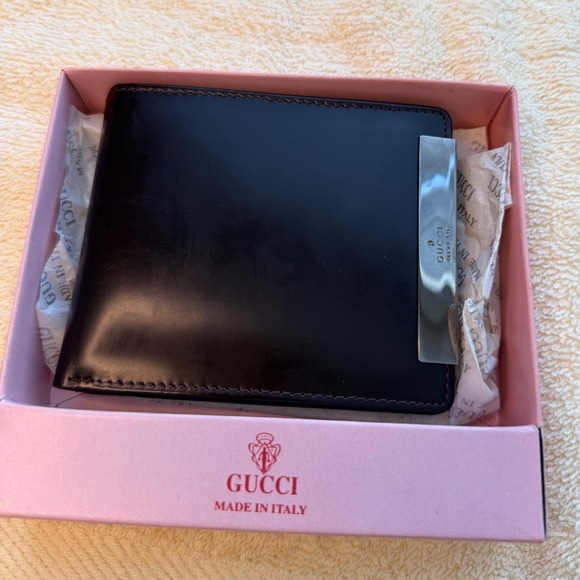 Gucci Other - Gucci Vintage Dark Brown Leather Bifold Wallet with Metal Logo Bar and Box